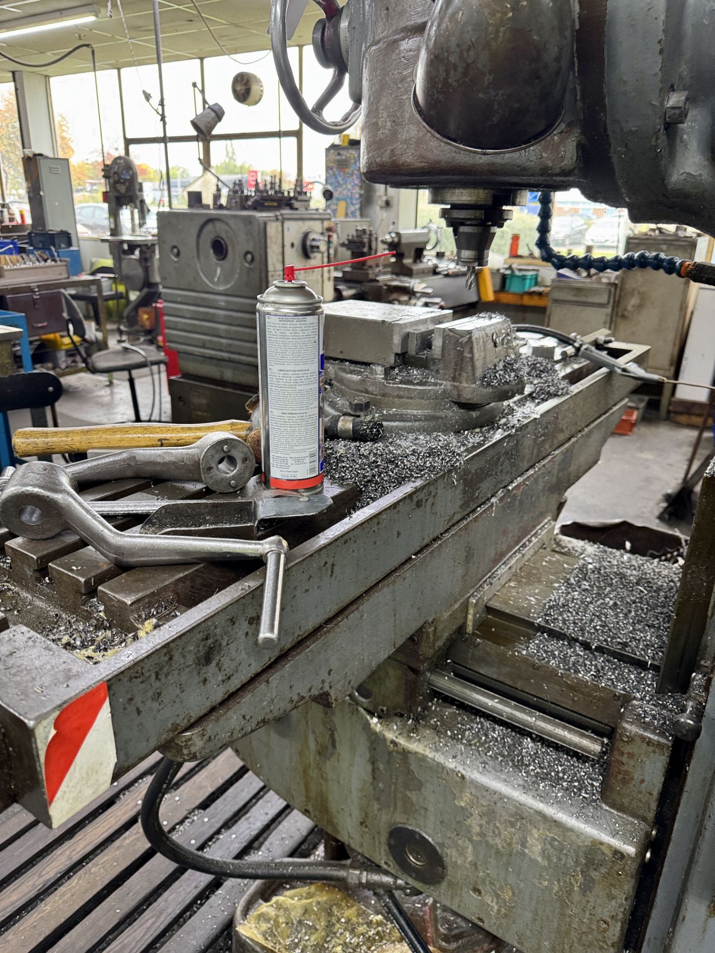 Victoria V3 vertical Milling Machine, 415volts, with slotted table, machine vice, chucks, etc - Image 6 of 13