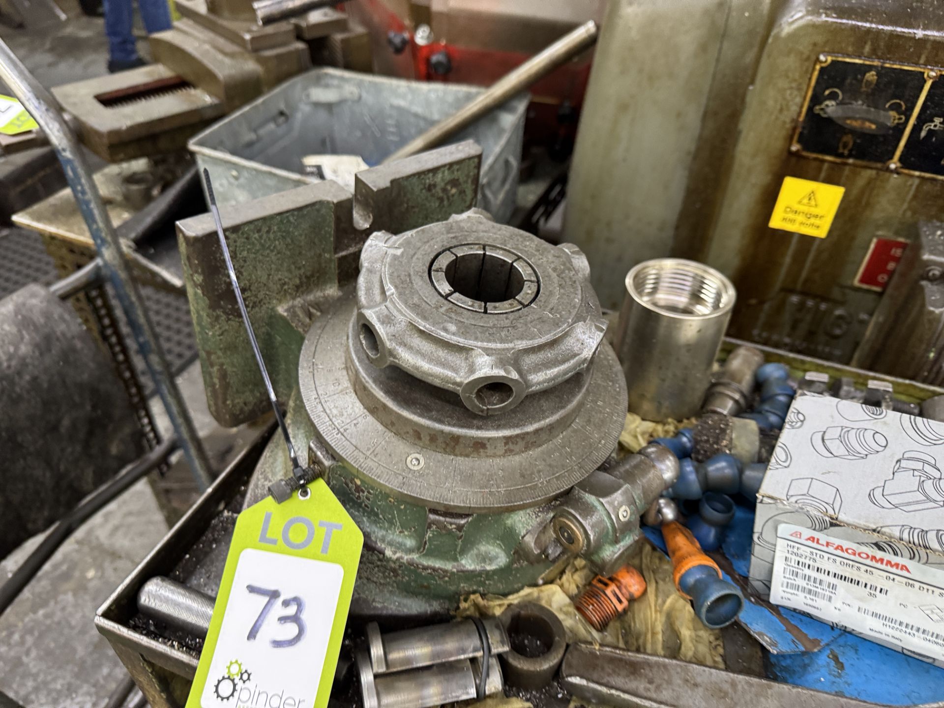 Victoria horizontal Milling Machine, 415volts, with slotted table, indexing head, machine vice, - Image 18 of 20