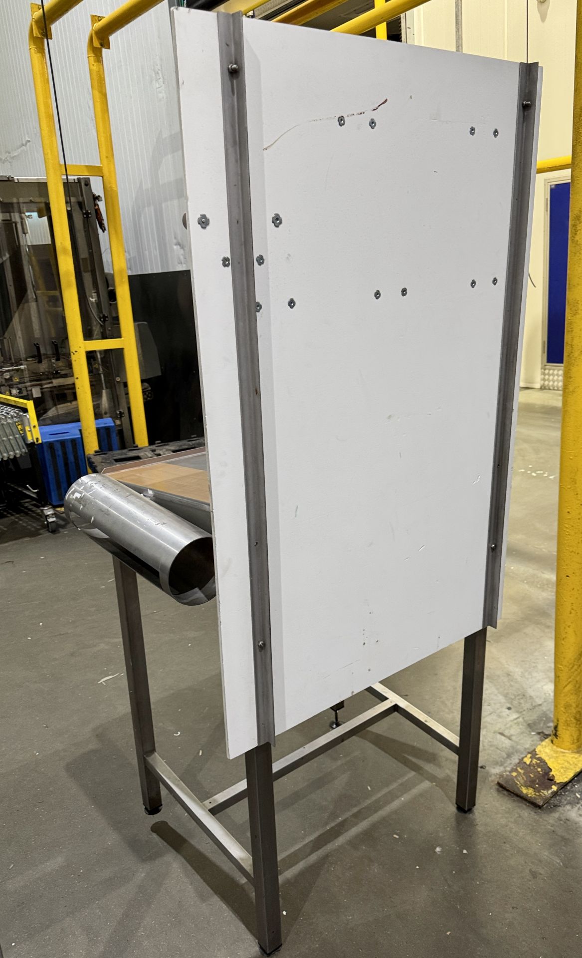 Stainless steel hinge top Workstation, 710mm x 600mm x 1090mm (please note there is a lift out fee - Image 4 of 6