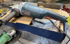 Bosch Professional GWS 22-230P Angle Grinder, 240volts, with box and accessories (location in