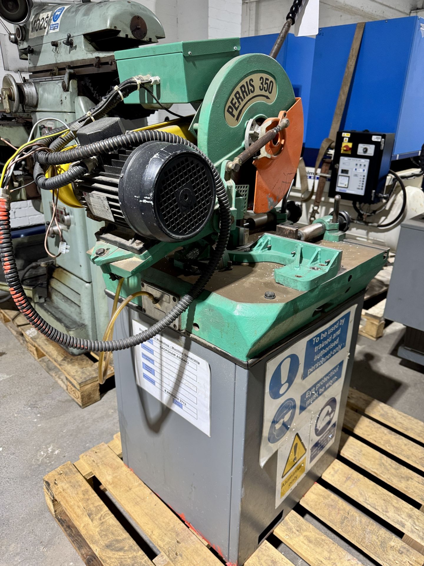 Pedrazzoli Perris 350 aluminium Cut Off Saw, 400volts, year 2004 (lot location: Rochdale) (please - Image 7 of 12