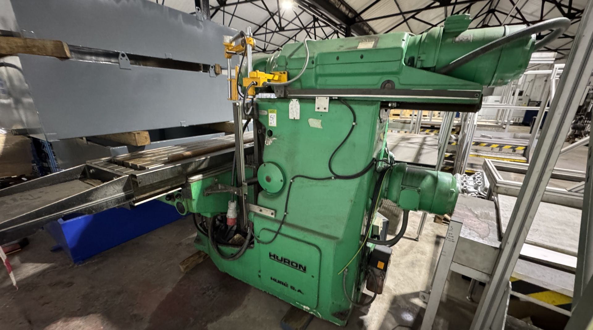 Huron MU6 Universal bed type Milling Machine, year Oct 2000, serial number 13678, t-slotted table - Image 13 of 29