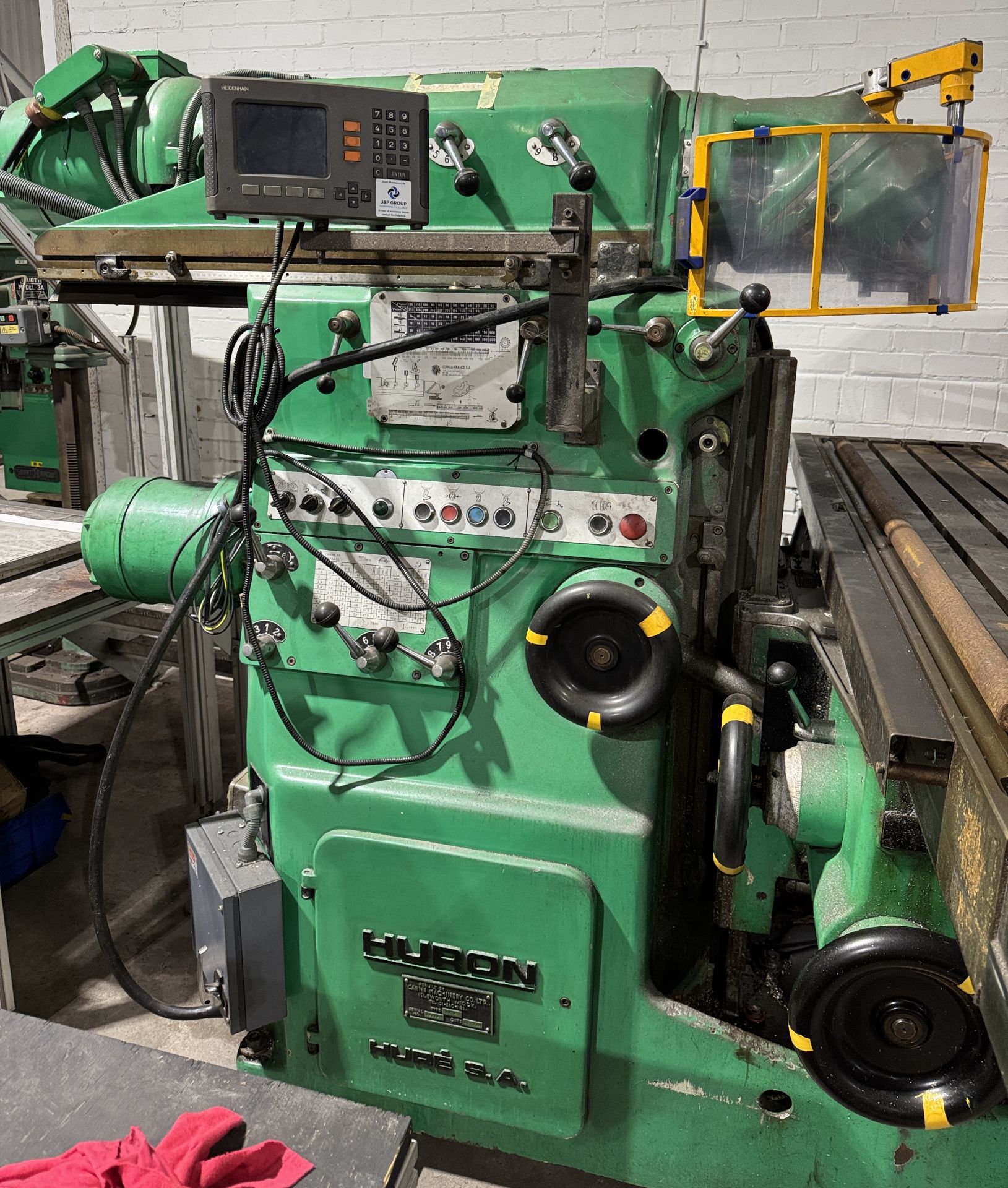 Huron MU6 Universal bed type Milling Machine, year Oct 2000, serial number 13678, t-slotted table - Image 18 of 29