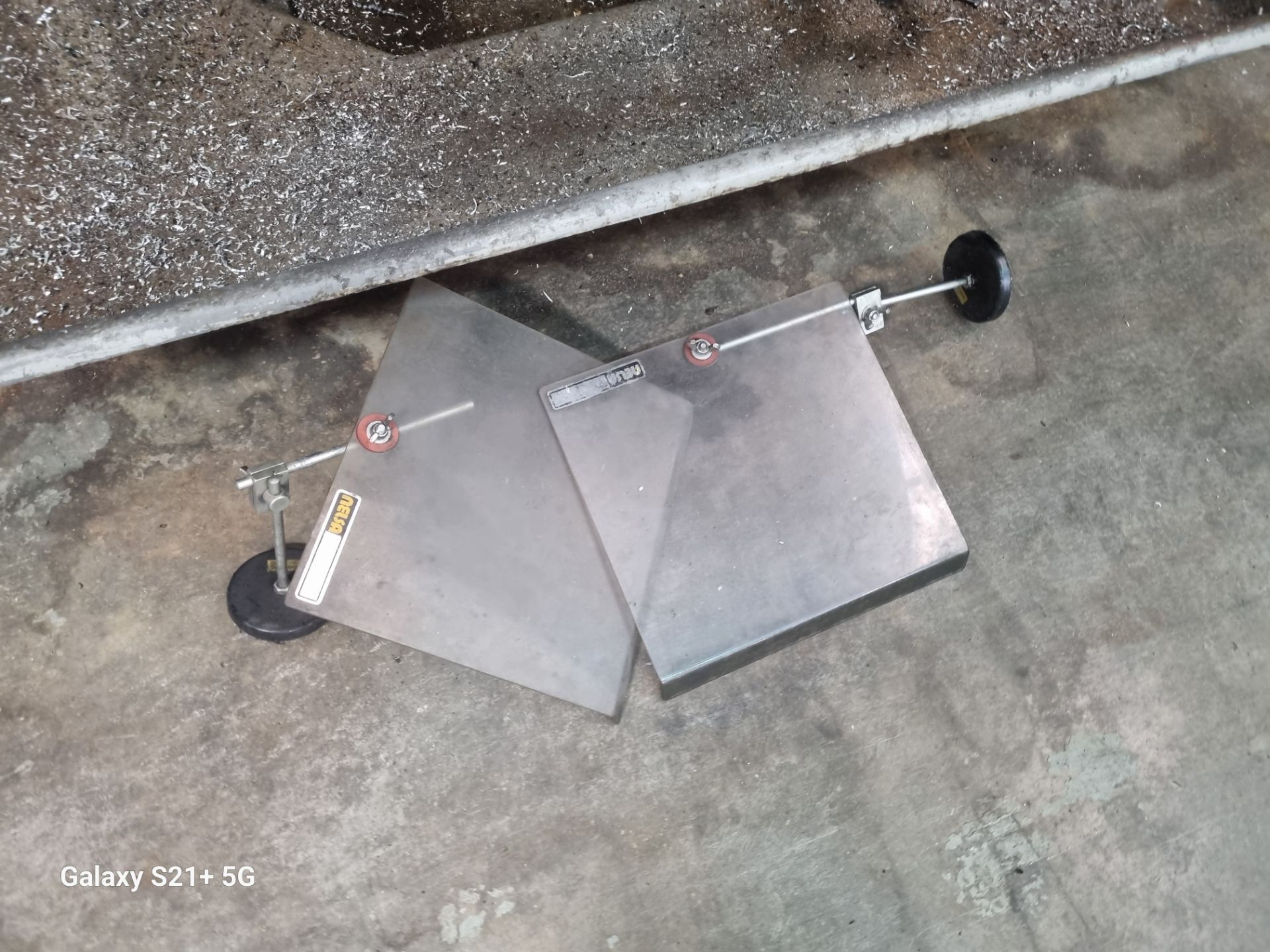 Bridgeport J Series knee type Vertical and Turret Milling Machine, 9in x 42in T slotted table, - Image 16 of 19