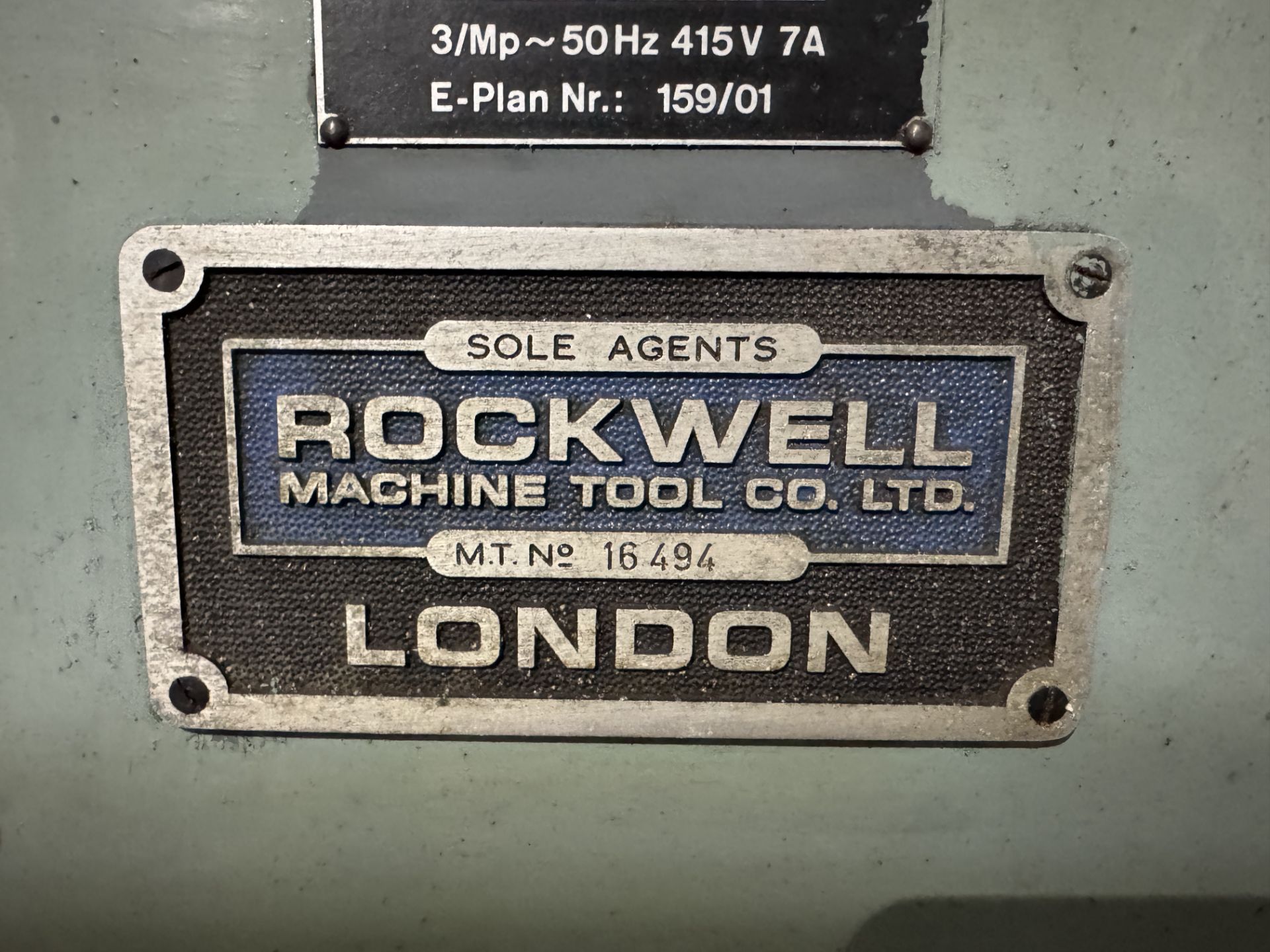 Thiel Duplex 159 Toolroom Milling Machine, 400volts, vertical and horizontal spindles, with 6in - Image 10 of 15