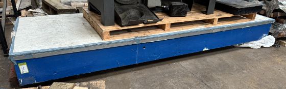 Cast iron Surface Marking Out Table, 12ft x 4ft x 13½in depth, with legs (lot location: Middleton,