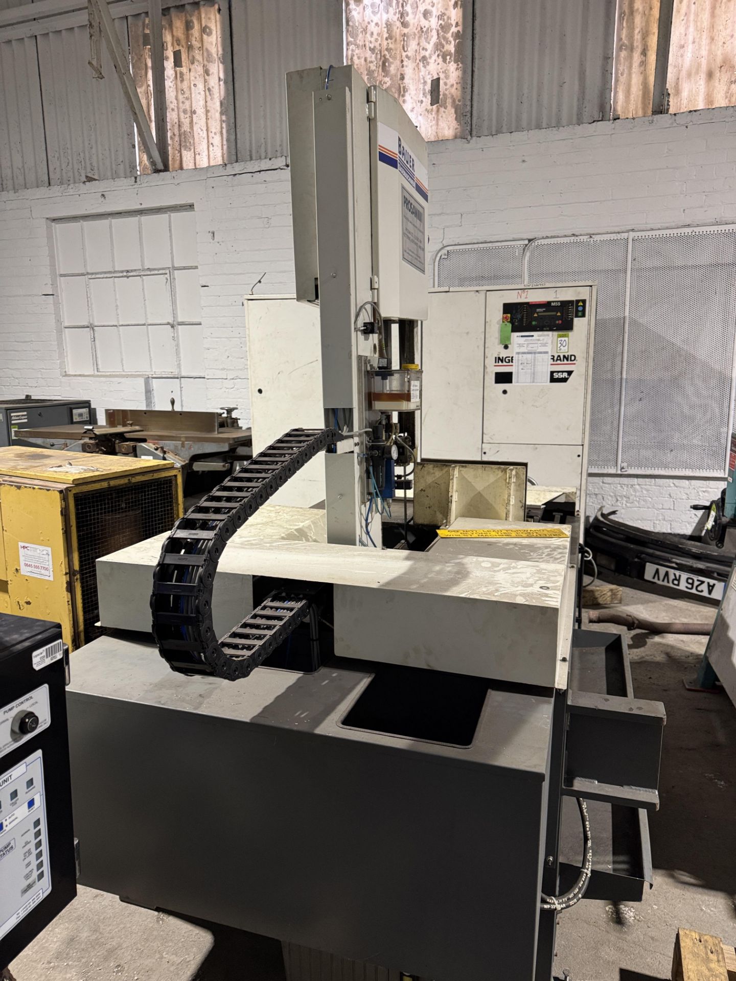 Bauer VG450L vertical tilt head Mitre Bandsaw, 400volts, year 2016 (lot location: Rochdale) ( - Image 11 of 14