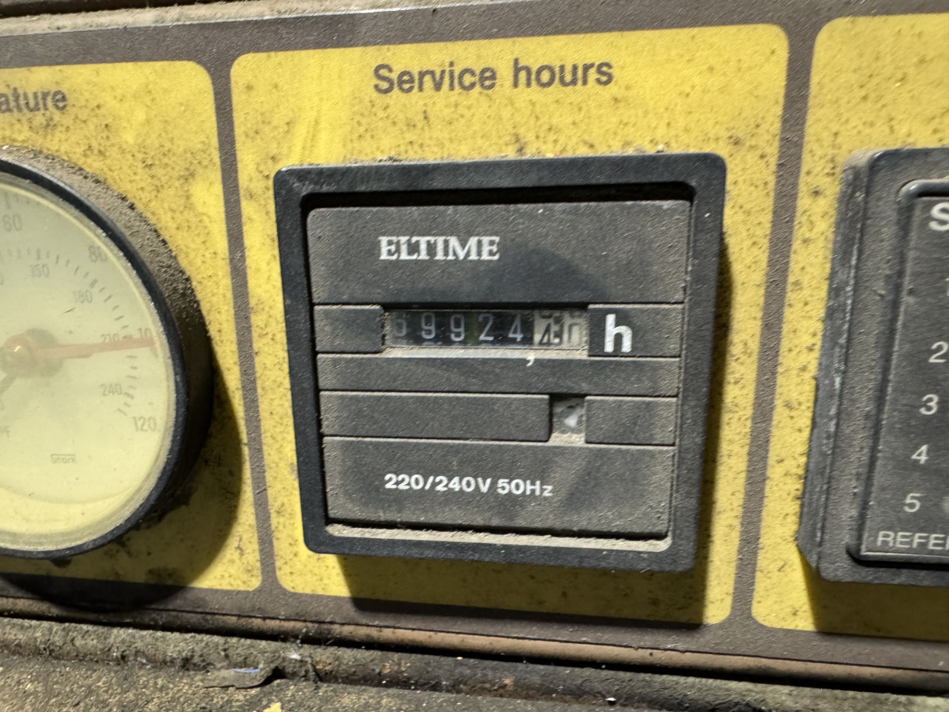 HPC Plusair Screw Compressor, 400volts, 69924hours (lot location: Rochdale) (please note there is - Image 2 of 9