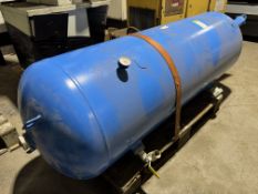 Siap Vertical Air Receiving Tank, 500litres, with pressure gauge (lot location: Rochdale) (please