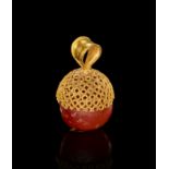 A ROMAN CARNELIAN & GOLD AMULET, CIRCA 1ST-2ND CENTURY A.D.
