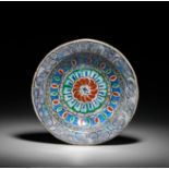 AN IZNIK POTTERY DISH OTTOMAN TURKEY, CIRCA 1590
