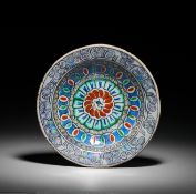 AN IZNIK POTTERY DISH OTTOMAN TURKEY, CIRCA 1590