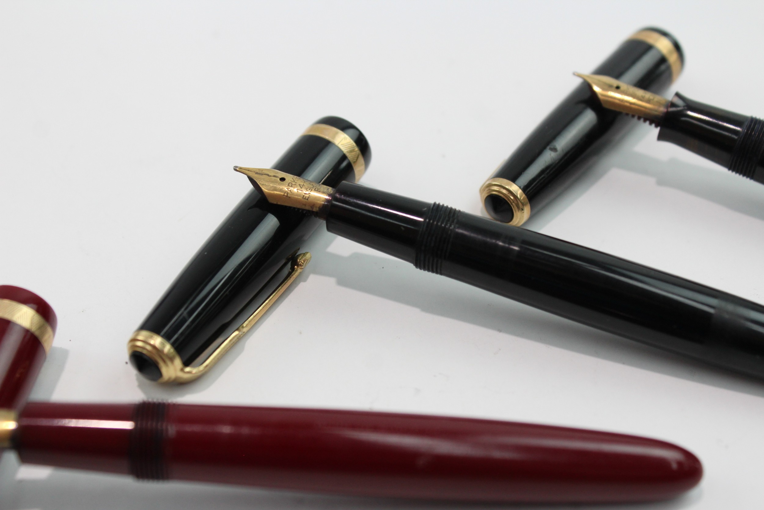 3 x Vintage Parker Duofold Fountain Pens w/ 14ct Gold Nibs WRITING 2255932