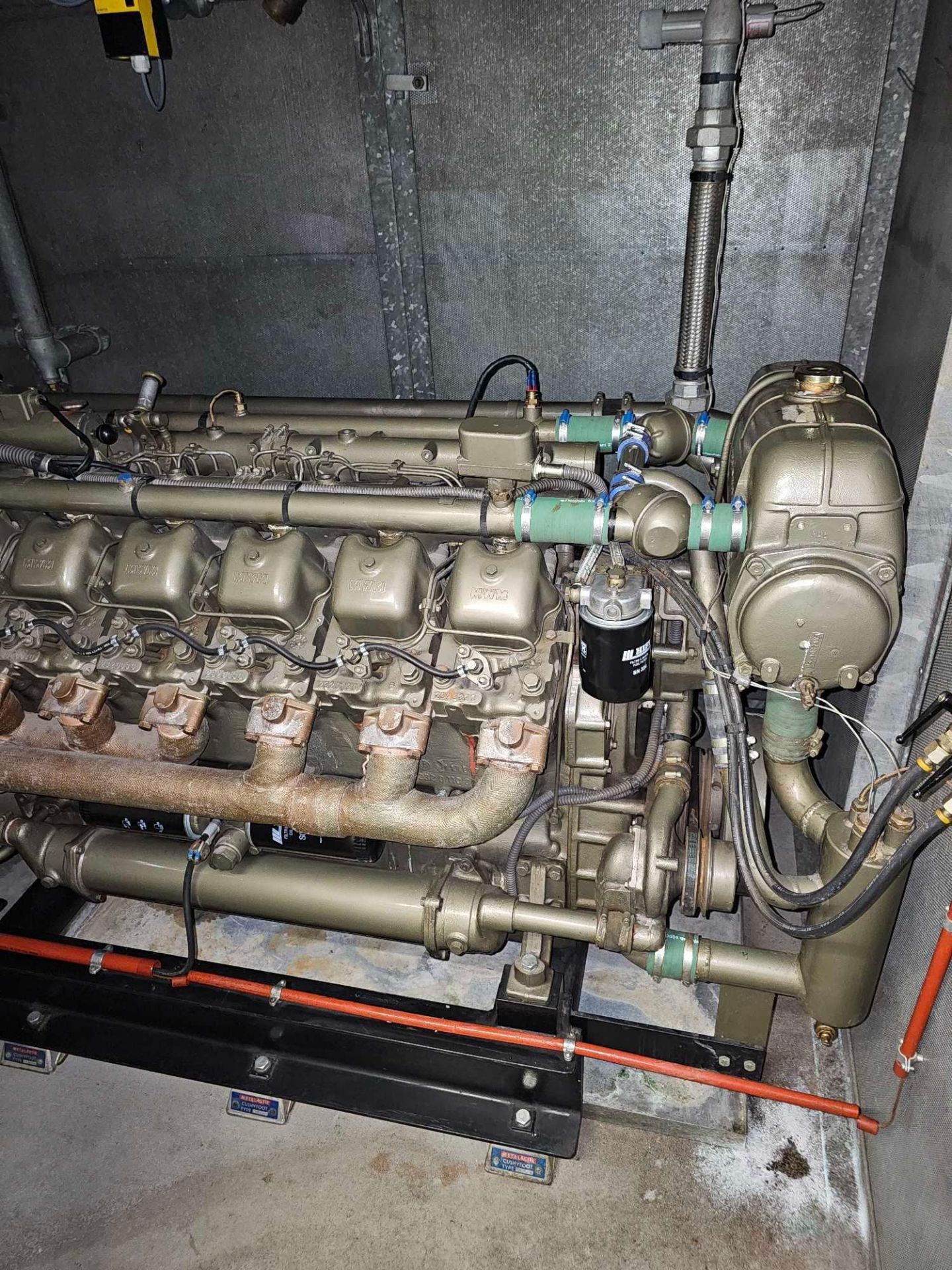 Brown Boveri Cie C5040c 330Kva generator (XE 35394/1) (Nb The buyer is responsible for the - Image 2 of 7