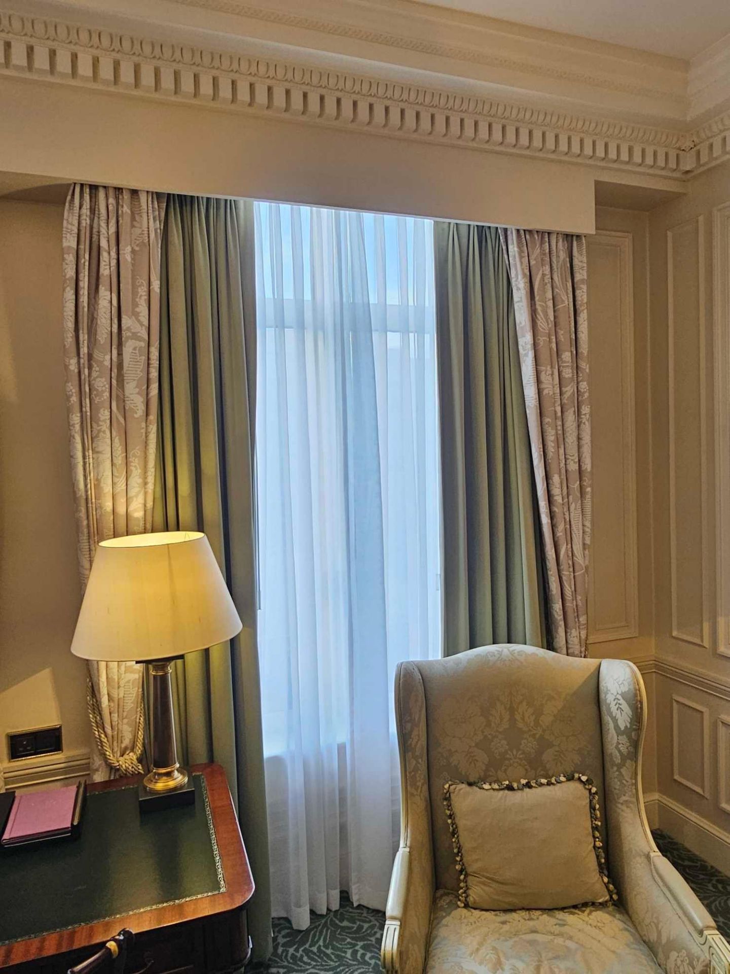 2 x pairs Curtain Set – green Silk Drapes with Decorative Show Panel, Fully Lined, A tailored