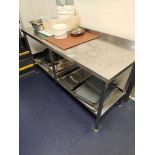 Stainless steel commercial preparation table with under shelf 180 x 70 x 90cm [Loc Kitchen]