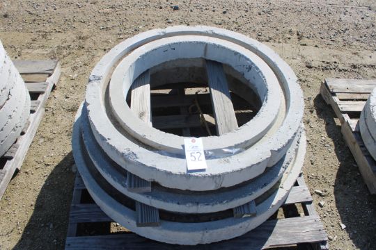 CONCRETE WELL RINGS ** 30" DIAMETER**