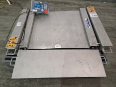 Mettler Toledo Floor Scale with Digital Indicator