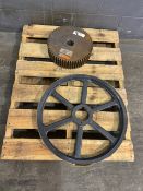 Pallet with Gear and wheel