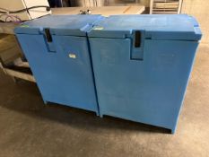 Two H&R HR04P Thermosafes