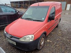 (07) Vauxhall Combo, 226,651 miles, MOT 16/10/25, diesel, Reg WR57 GZX, logbook & key in office