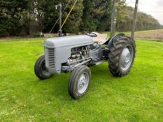 (53) Ferguson TEF20, vin 3972321902, front axle center pin bush & housing, radiator water pump,