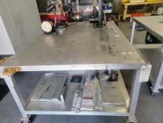 METAL SHOP WORKBENCH/TABLE ON CASTERS, NO CONTENTS
