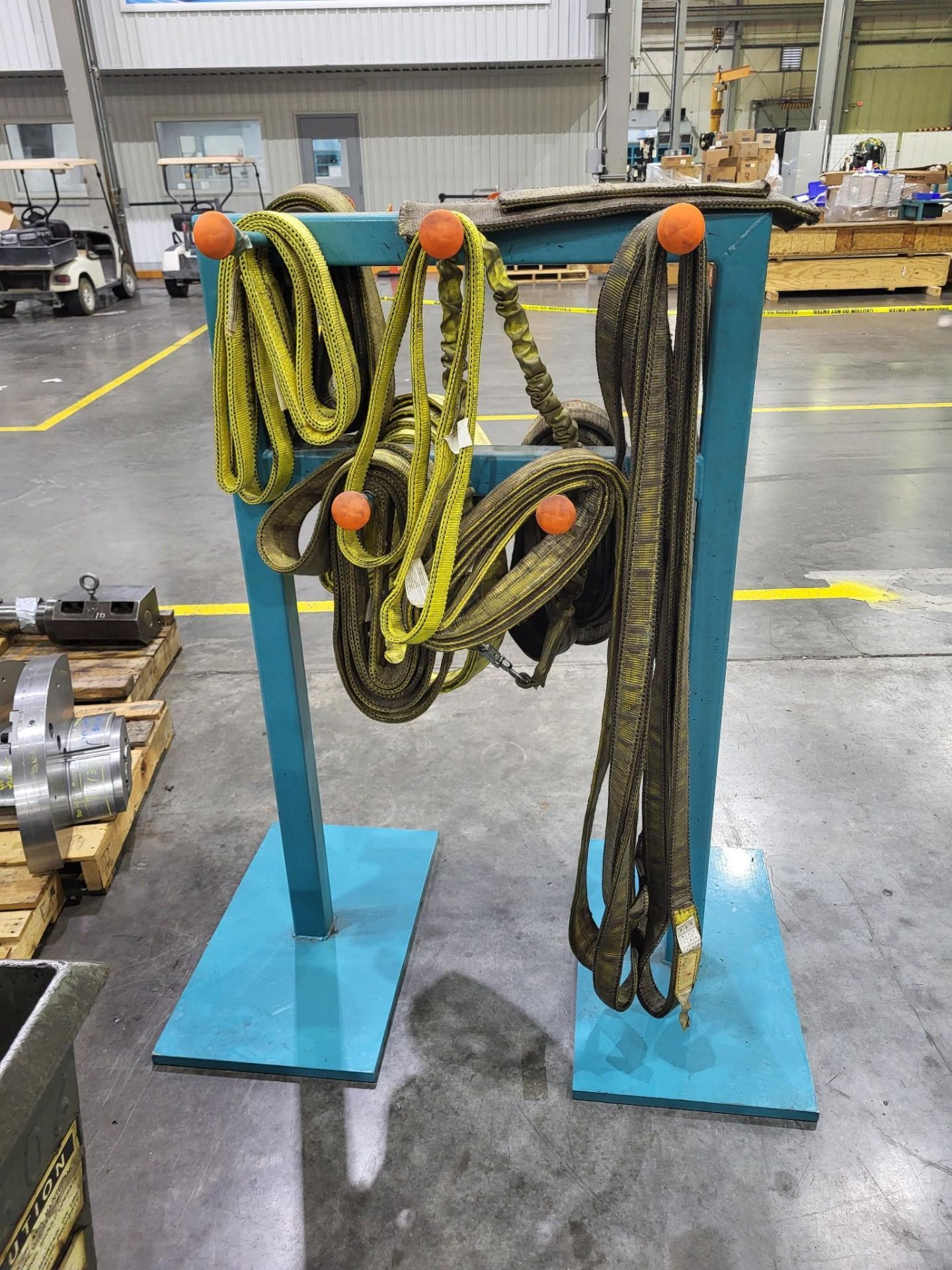Lockable Sling Rack STORAGE RACK WITH LIFTING SLINGS