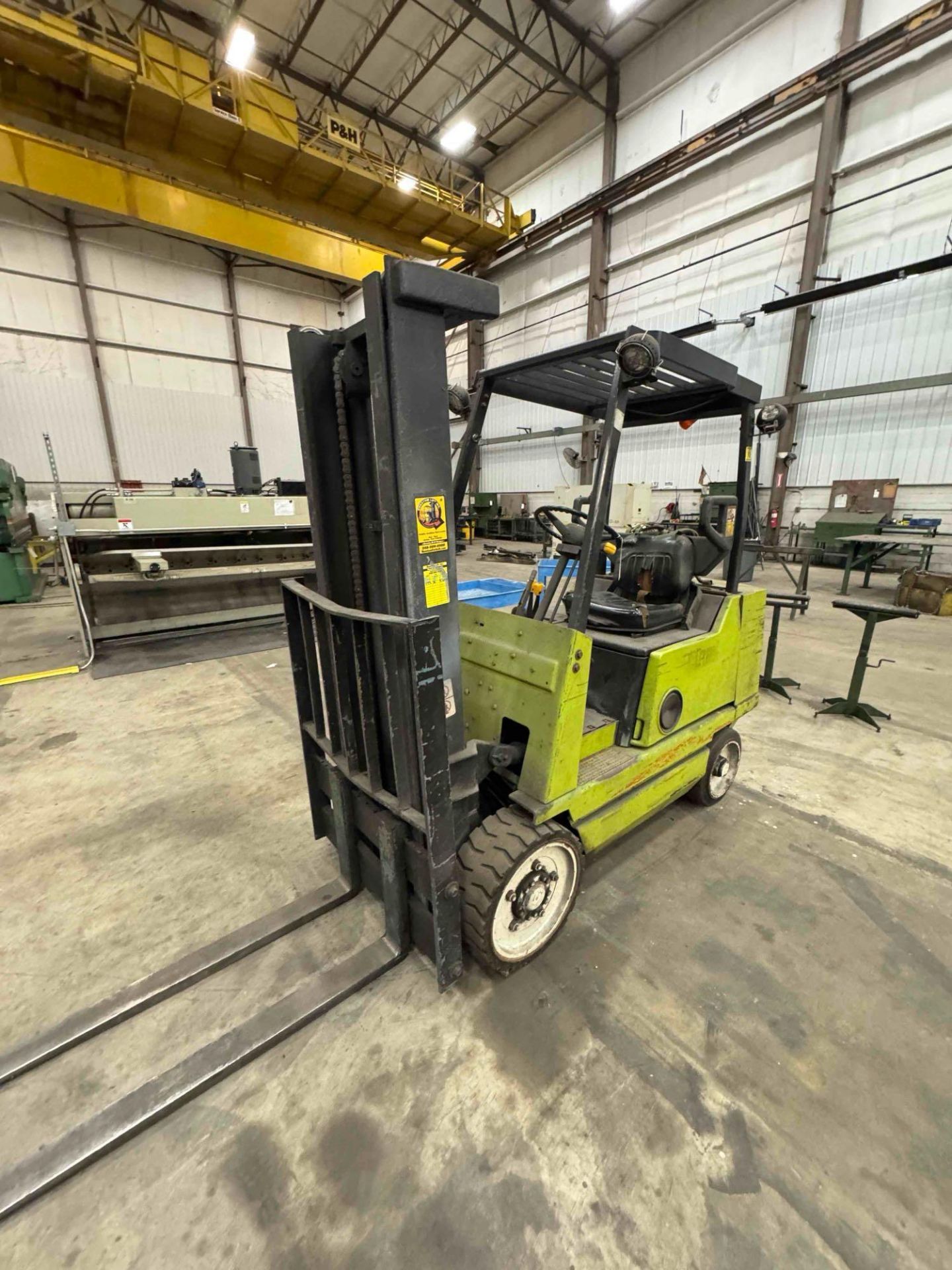 CLARK MODEL GCS25MB 3000 LB CAPACITY PROPANE FORK LIFT TRUCK ...