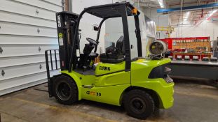 CLARK GTS30L 6000 LB PROPANE FORKLIFT