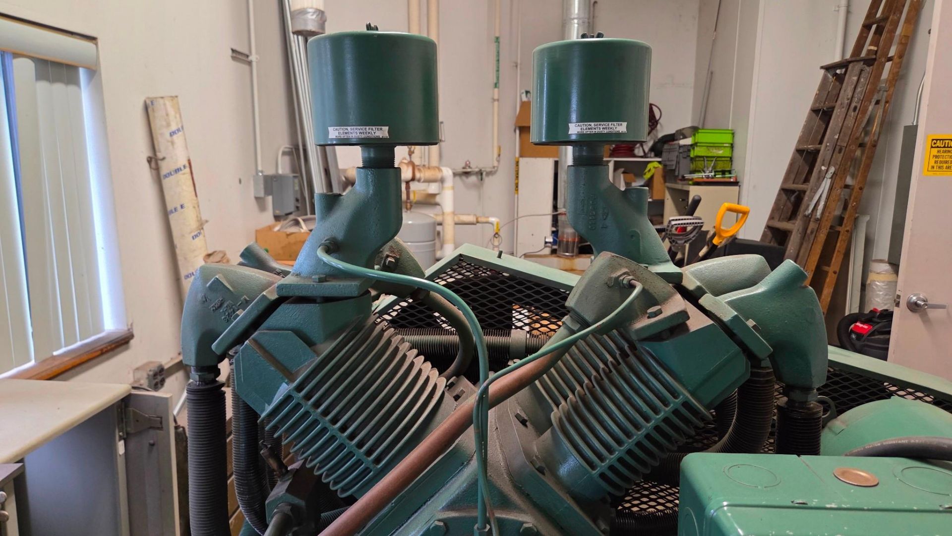 Yellow Jacket R70a Compressor 1996 CHAMPION HRA25-12 120 GALLON 25 HP AIR COMPRESSOR S/N: R70A-11728 ...