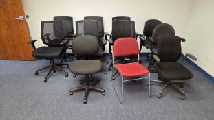 ASSORTMENT OF OFFICE CHAIRS