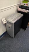 FELLOWES PAPER SHREDDER DM17CS
