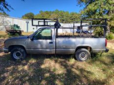 2000 GMC GMT-400 2WD PICKUP TRUCK WITH STEEL RACK * DOES NOT RUN PARTS ONLY