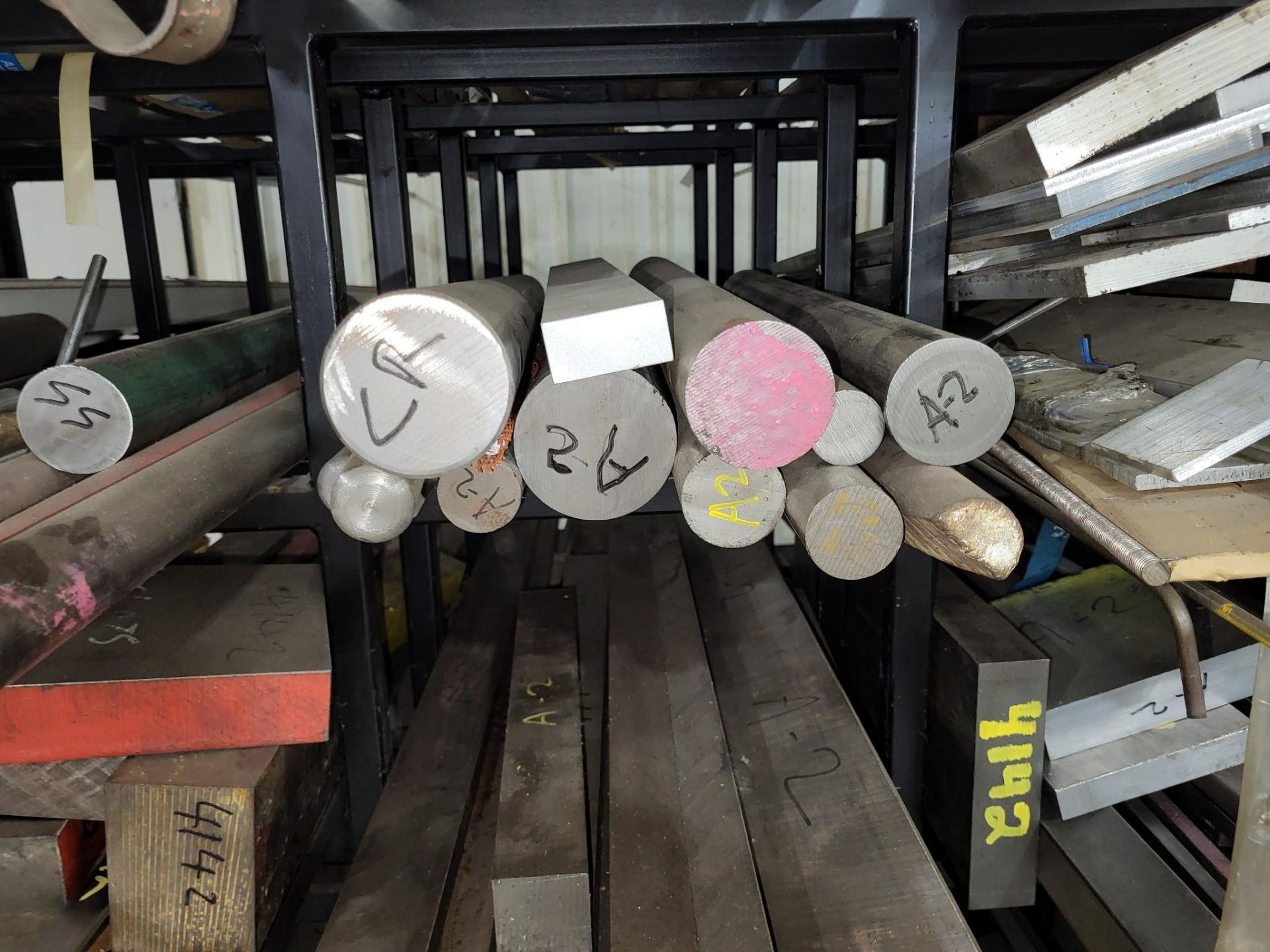 CUSTOM STEEL BARSTOCK RACK FILLED WITH BAR STOCK *BAR STOCK INCLUDED ...