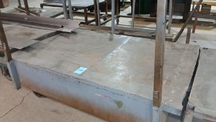 MOBILE WORK TABLE