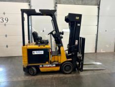 CAT 2EC15 3000 LB CAPACITY FORKLIFT