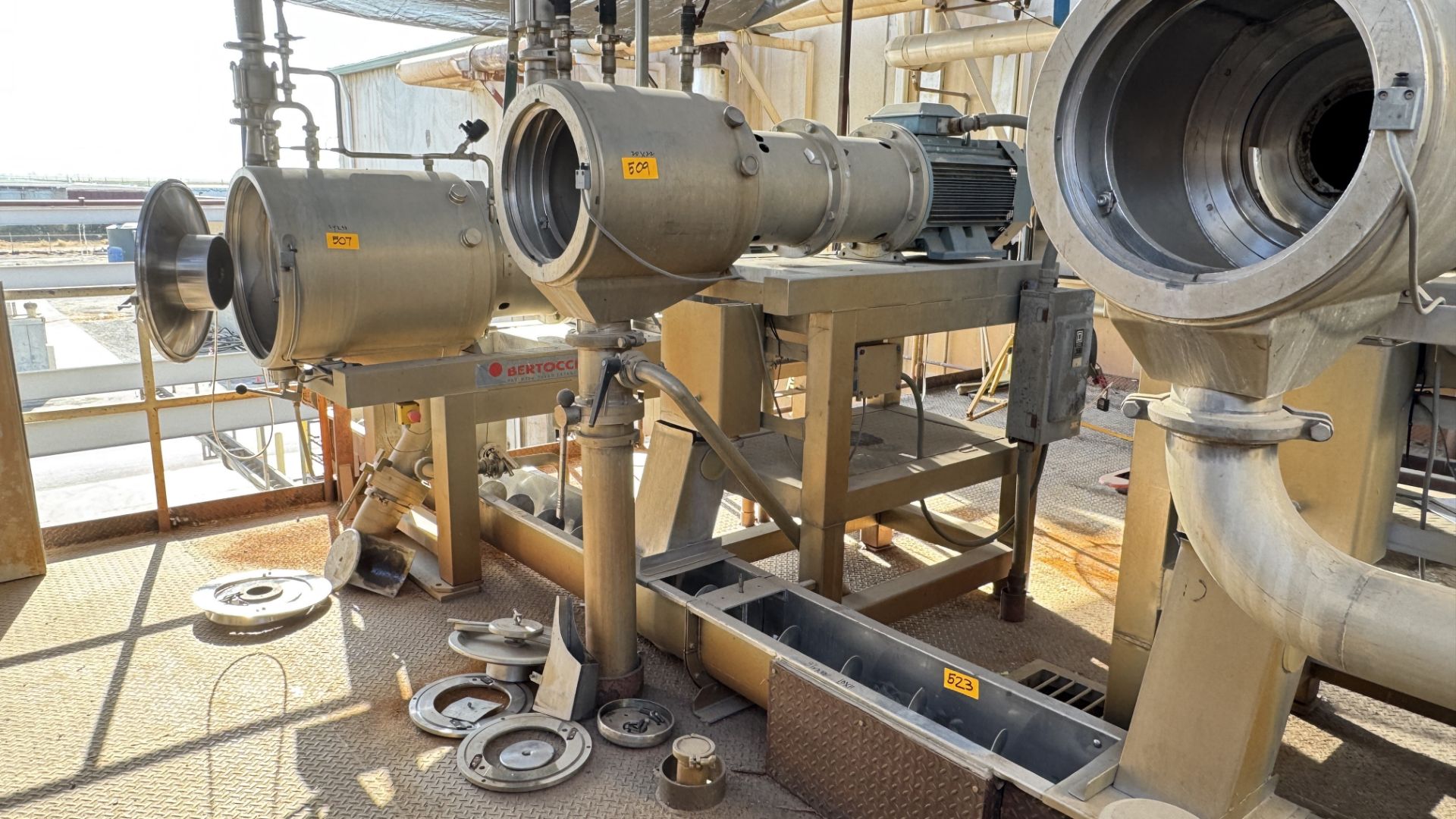 Bertocchi Turbo Extractor, model DT800, All stainless contact parts ...