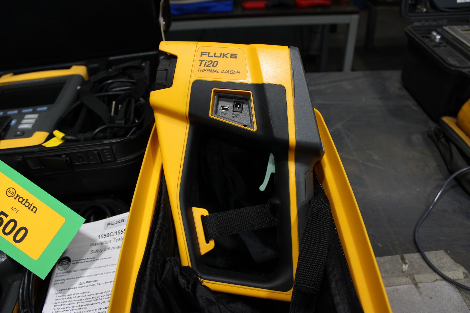 [Lot] Fluke testing equipment consisting of insulation tester, model ...