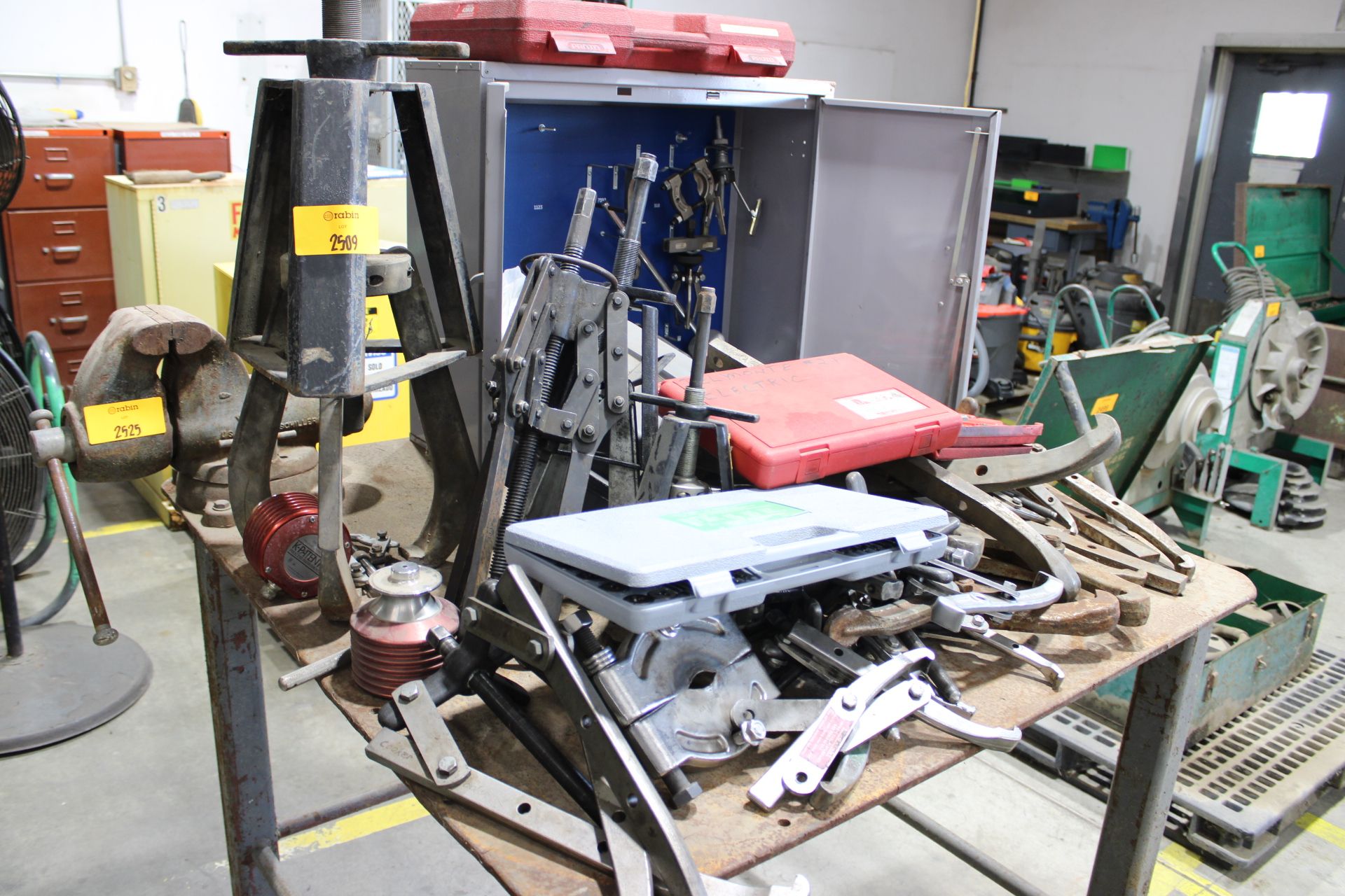 [Lot] of assorted gear pullers along with tap & die sets [Electrical shop]