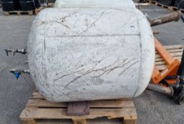 Stainless steel 184 litre pressure tank - diameter 1020mm