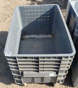 Wheeled plastic pallet box - CRACK ON THE BOTTOM