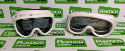 29x pairs of Uvex ski goggles with spare anti fog lens