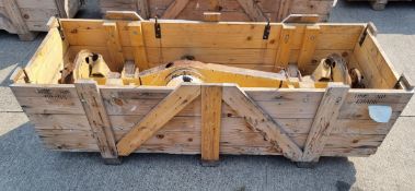 Land Rover RWMIK+ rear axle assembly with brake discs, pads and calipers in wooden storage crate