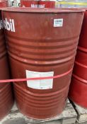 Mobil DTE Oil Medium High Performance Circulating Oil - 208L Drum - Best before 08/2023