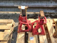 Pair of Nike low height 3 tonne axle stands