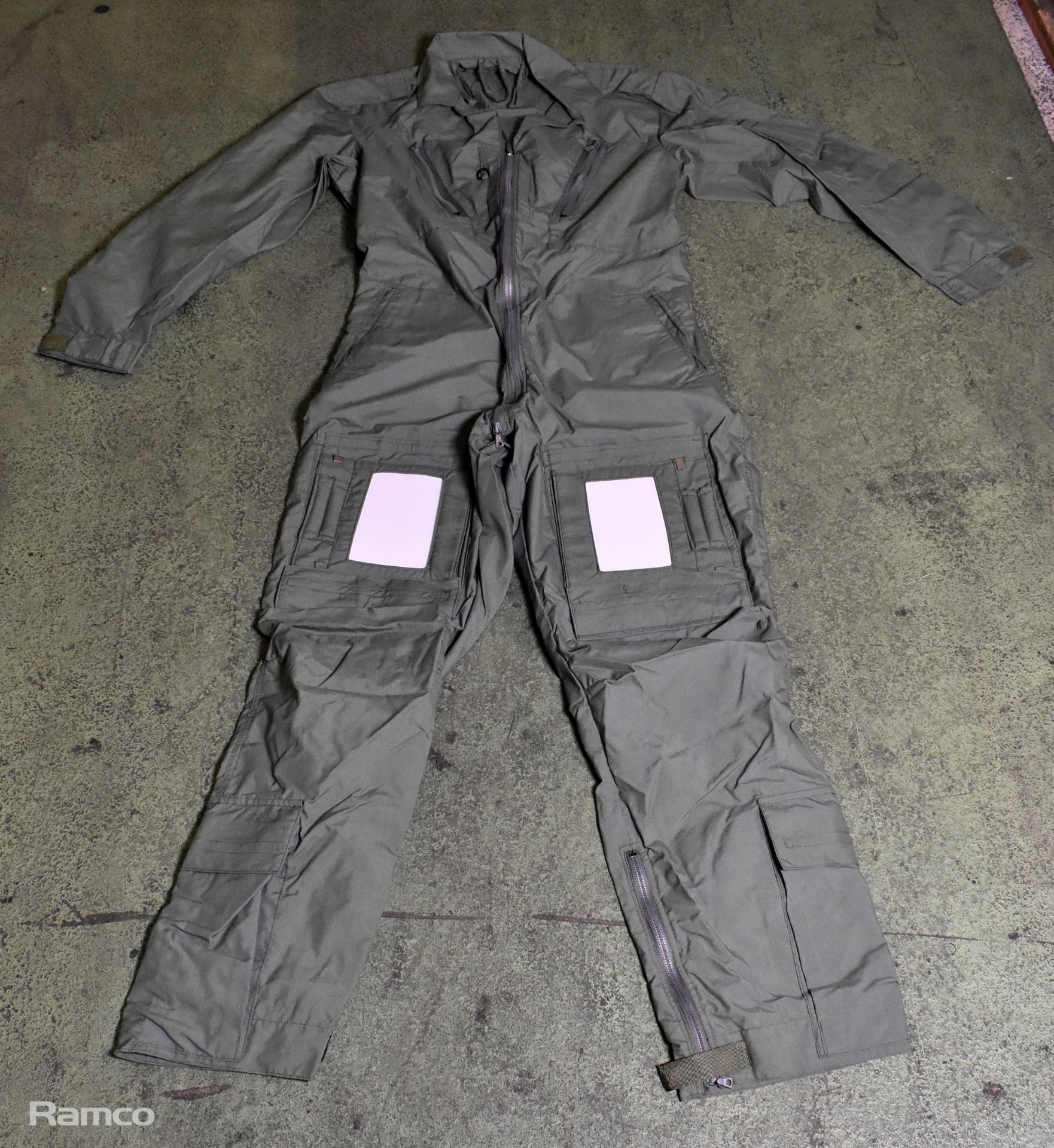 15x British coverall Aircrew MK17 A - Olive
