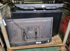 7x Monitors and TVs - sizes start from 40 inch to 49 inch - mixed models - ALL SCREENS ARE DAMAGED