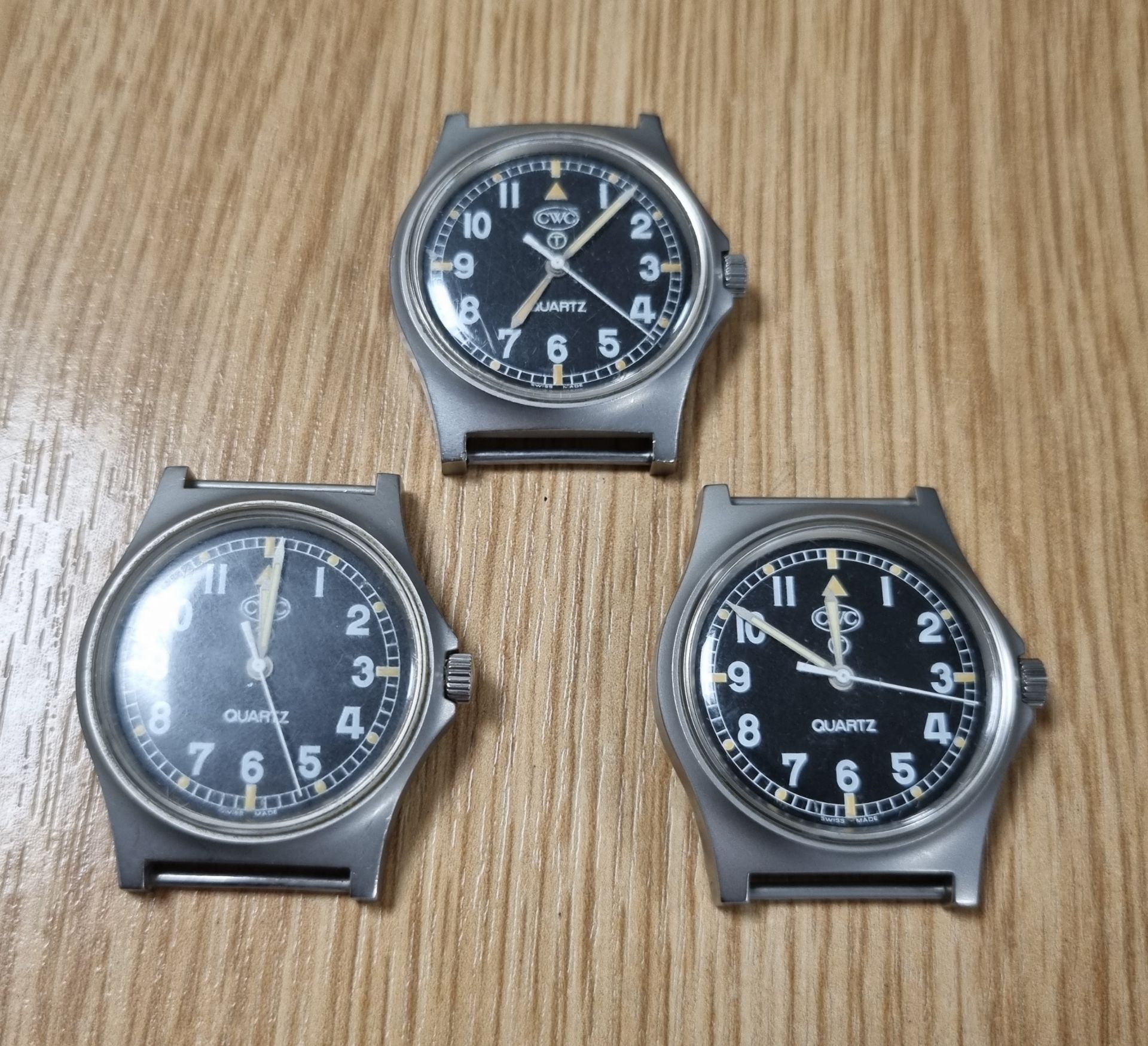 Cwc W10 Crown 3x CWC W10-6645-99 British army issue quartz wristwatches - 2006 - All ...