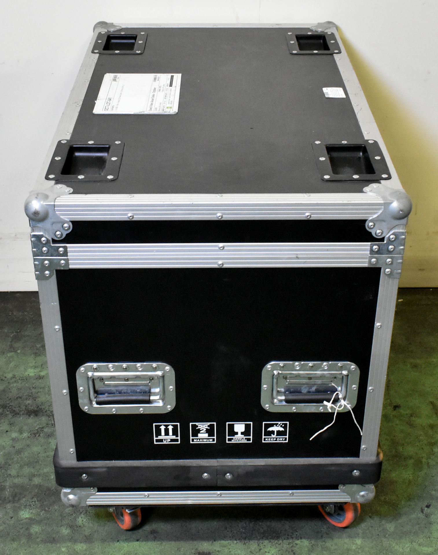 ESD Pilot 2.6 LED display kit in 9 flight cases - 61x LED panels - panel size: W 500 x H 500mm - Image 35 of 71